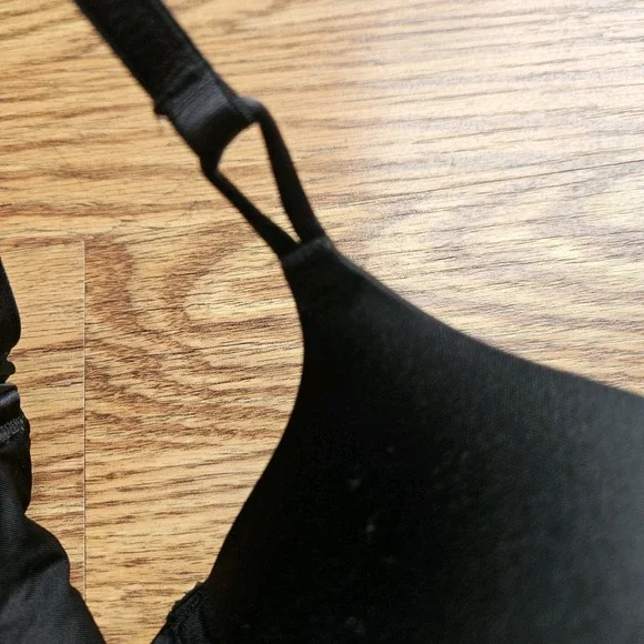 Victoria's Secret Women Bra 32C Black Wear Everywhere Super Push Up - Picture 4 of 8